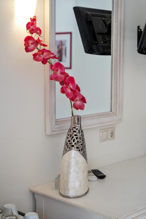 Aerinon Guesthouse - 18