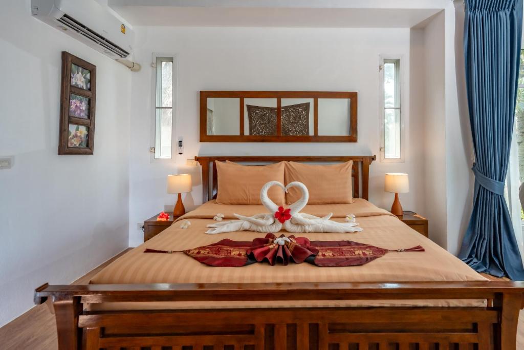 Koh Mak White Sand Beach - 19