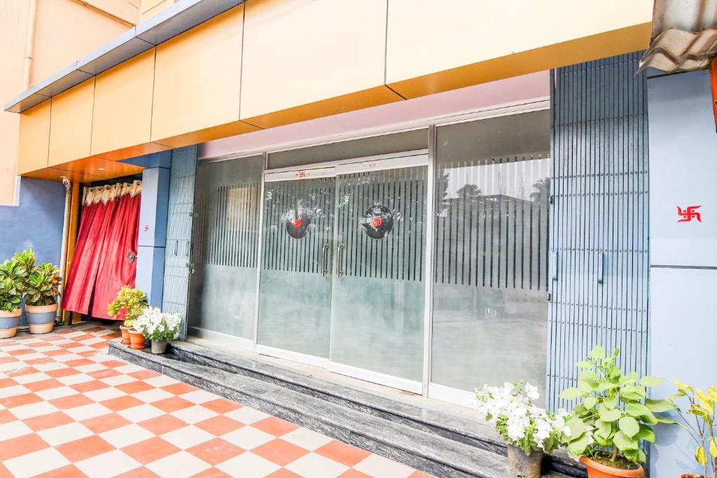 Fotografie z fotogalerie ubytování Super Collection O SF Road Siliguri Formerly Jyoti Hotel v destinaci Siliguri