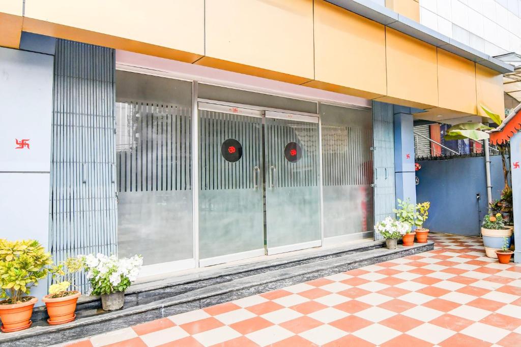 Fotografie z fotogalerie ubytování Super Collection O SF Road Siliguri Formerly Jyoti Hotel v destinaci Siliguri