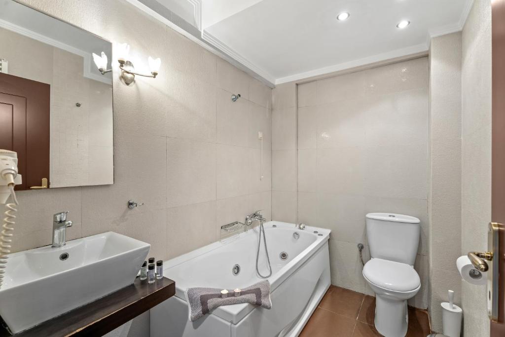 Aerinon Guesthouse - 7