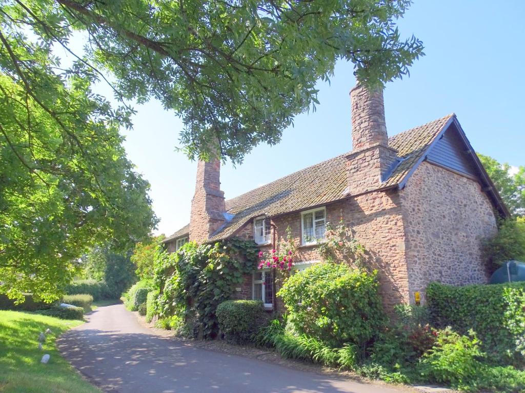 Tudor Cottage