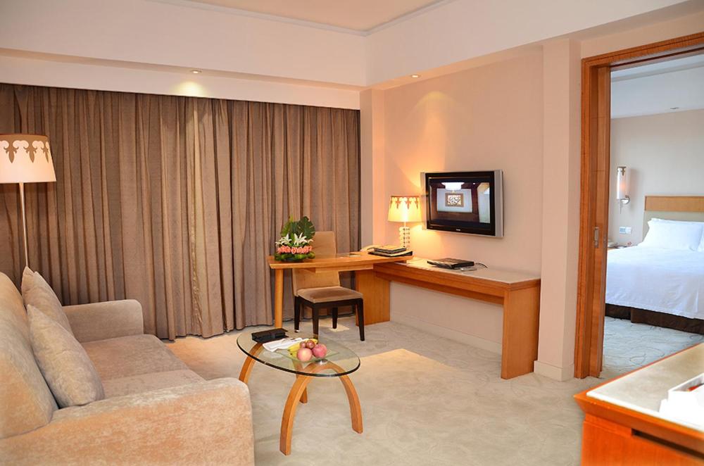 TV a/nebo společenská místnost v ubytování Dongguan Well Garden Hotel