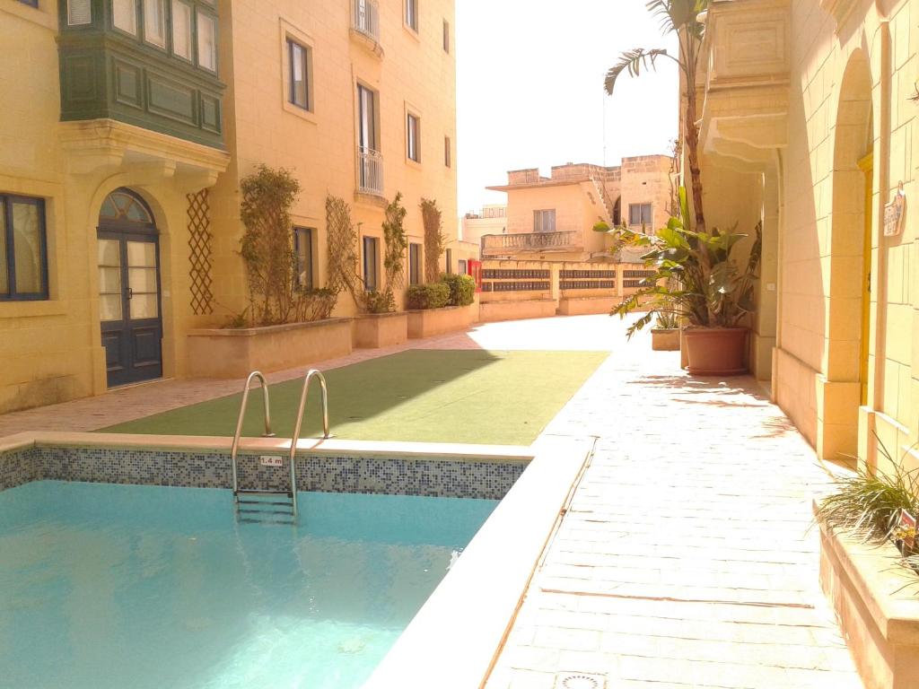 Bazén v ubytování Apartment With Pool Gozo nebo v jeho okolí