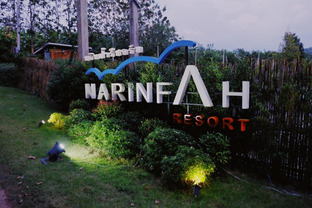Certifikát, hodnocení, plakát nebo jiný dokument vystavený v ubytování Narinfah Resort