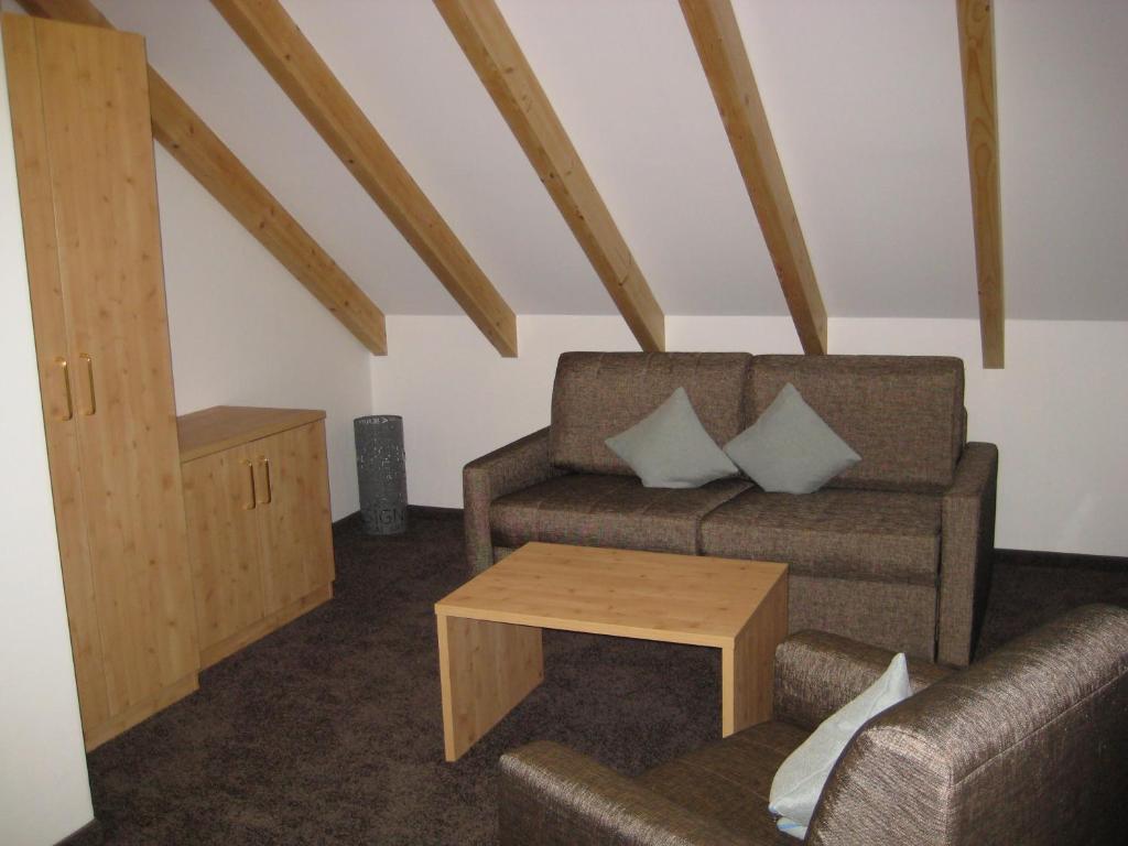 Hotel Zur Linde - Familiekamer Met Balkon