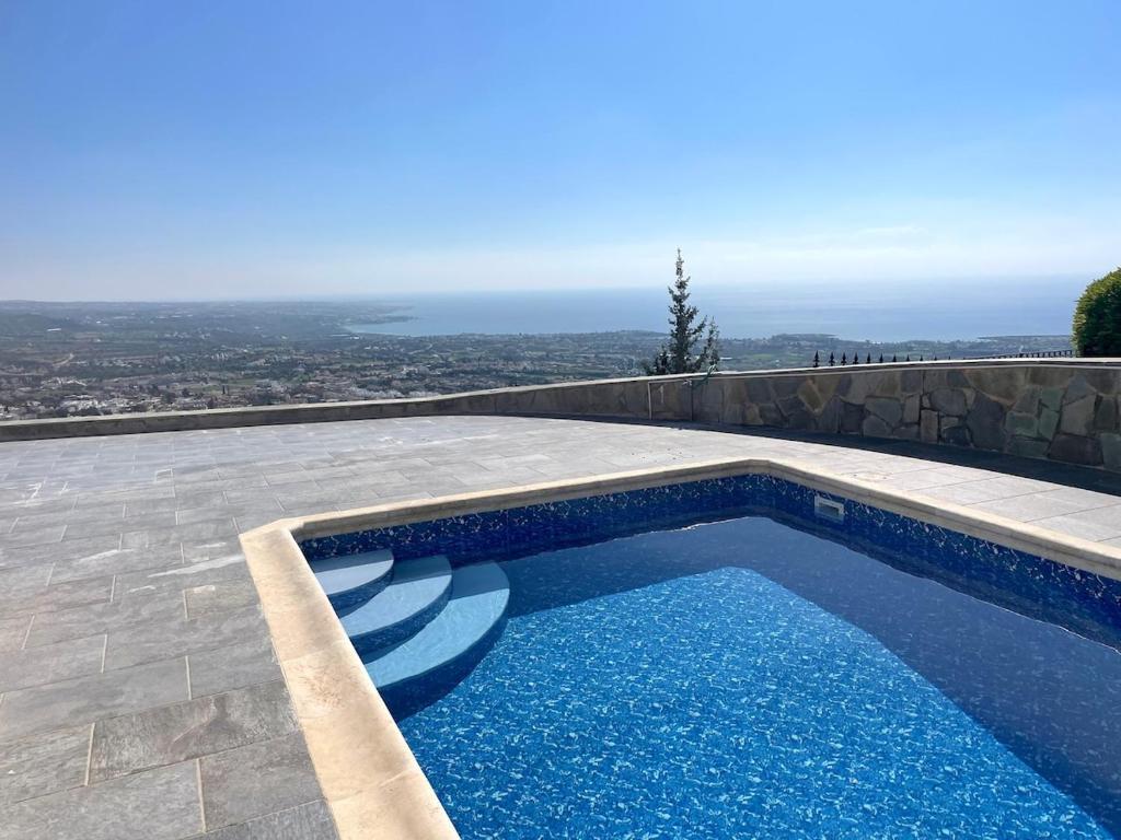 Stunning Sea View and Pool Villa - The View