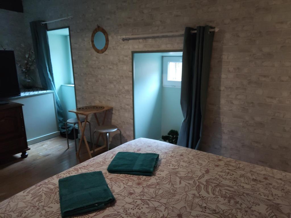 Postel nebo postele na pokoji v ubytování THEODORA