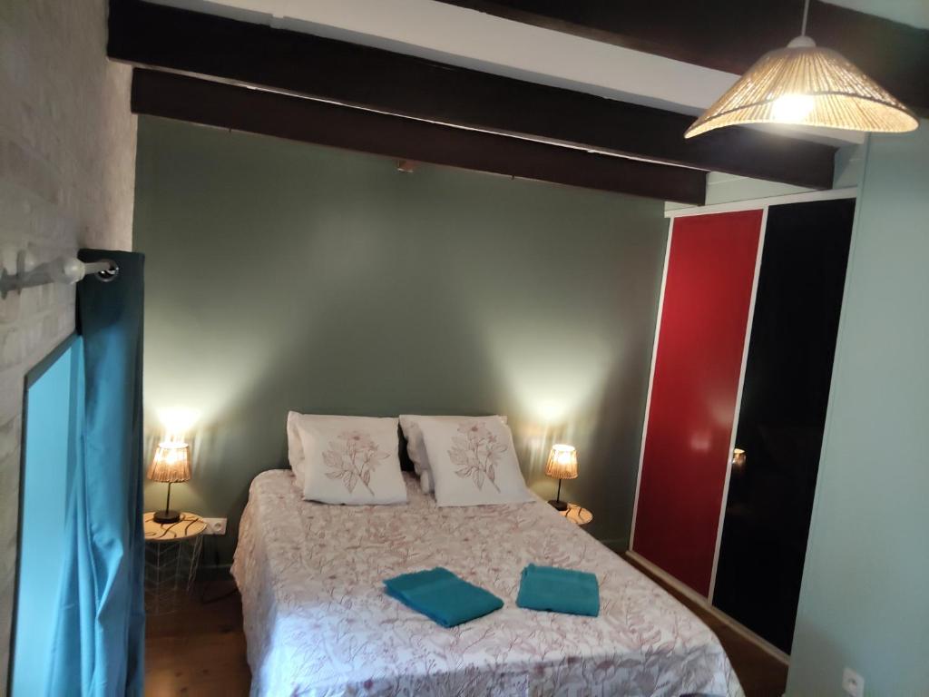 Postel nebo postele na pokoji v ubytování THEODORA
