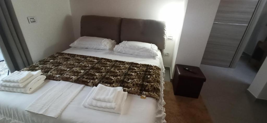 Postel nebo postele na pokoji v ubytování Luna di miele