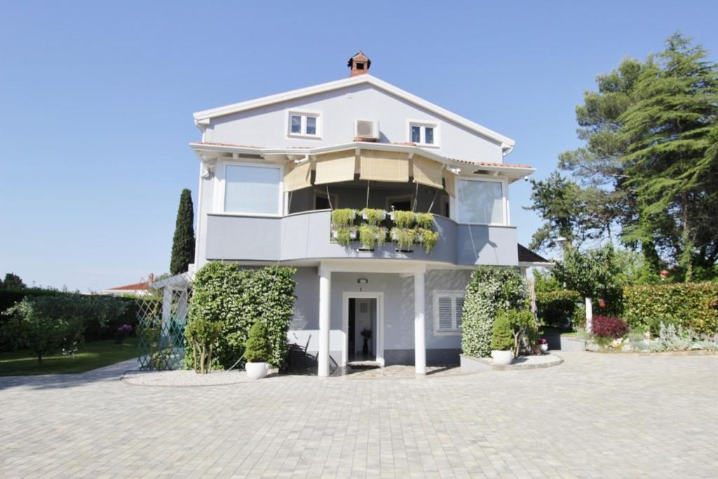 Apartments Titonel
