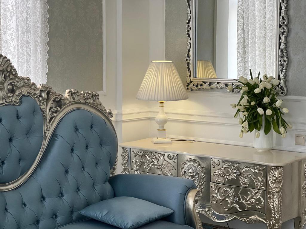 Posezení v ubytování Royal Grand Hotel