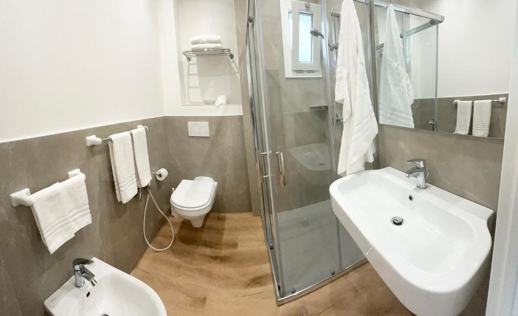 Koupelna v ubytování Hotel Niagara