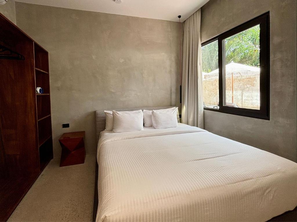 Room at Blooma Boutique Hotel