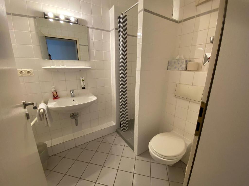 Avalon Bed & Breakfast Themen/- Nichtraucherhotel - Resim 29