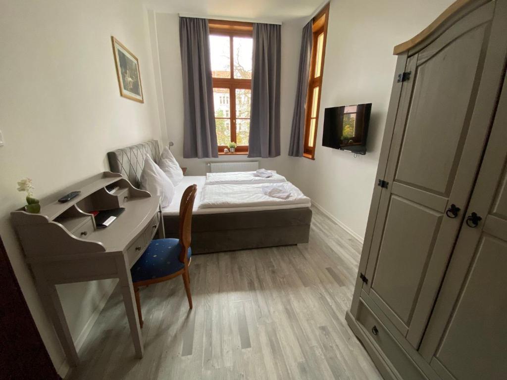 Avalon Bed & Breakfast Themen/- Nichtraucherhotel - Resim 34