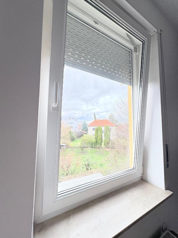 Franko's Cozy Apartment with garage - 10