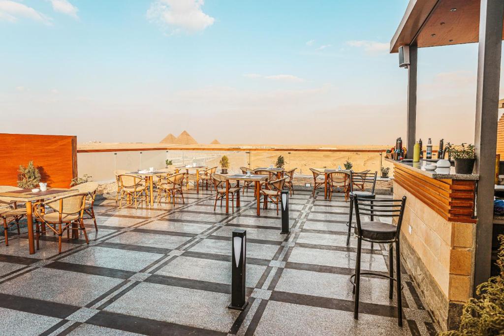 Balkón nebo terasa v ubytování Sultan Pyramids View INN