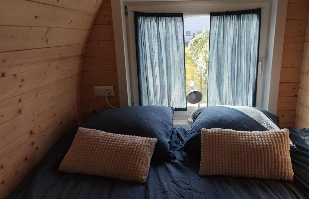 Postel nebo postele na pokoji v ubytování Camping POD 3 persoons Lindershoeve Bergeijk