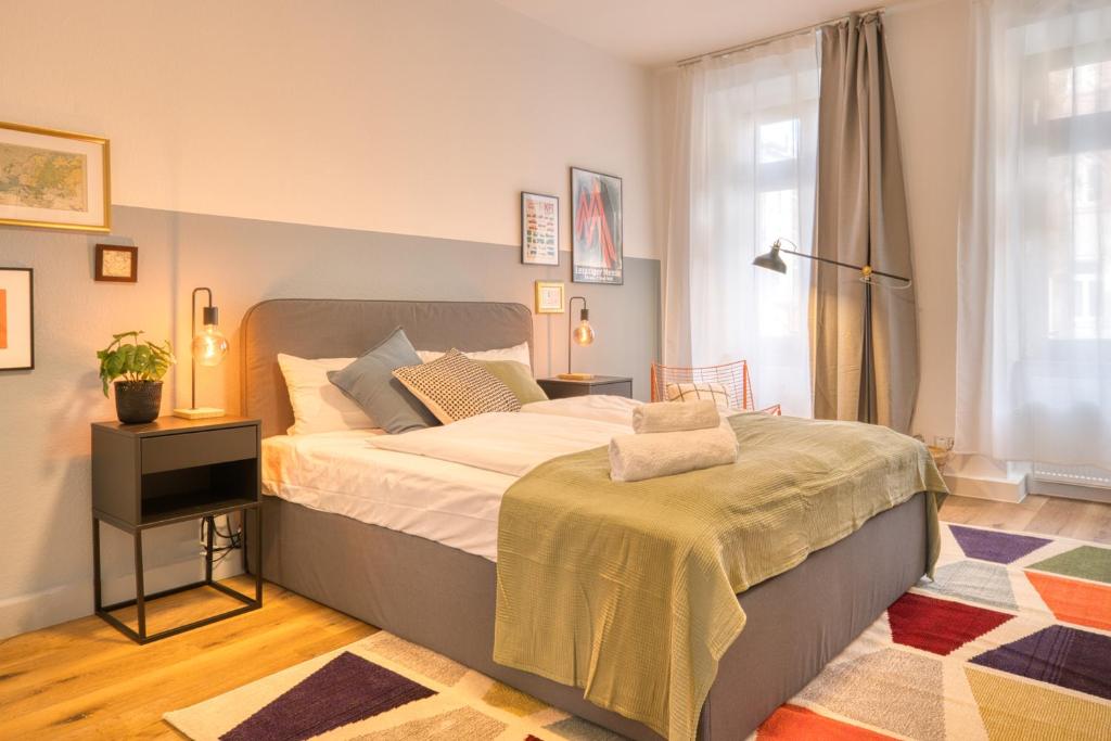 Postel nebo postele na pokoji v ubytování FullHouse Premium Apartments H11