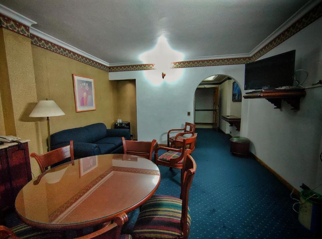 TV a/nebo společenská místnost v ubytování Gran Hotel