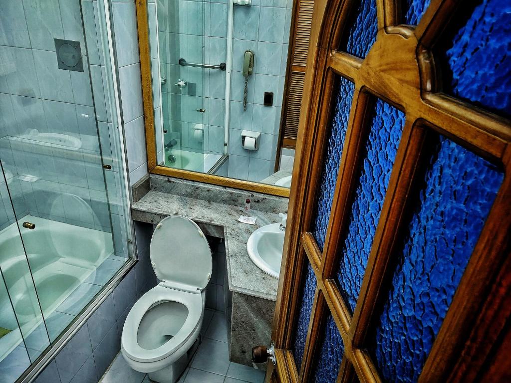 Koupelna v ubytování Gran Hotel