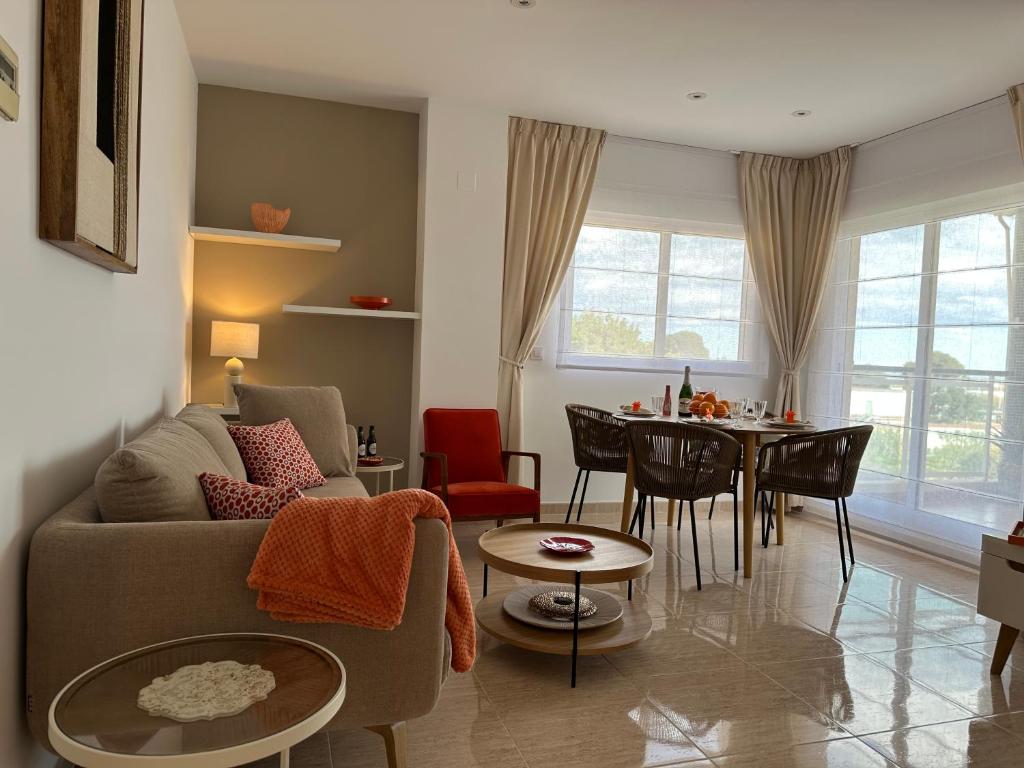 Et opholdsområde på Apartamento NARANJA GANDIA GRAU