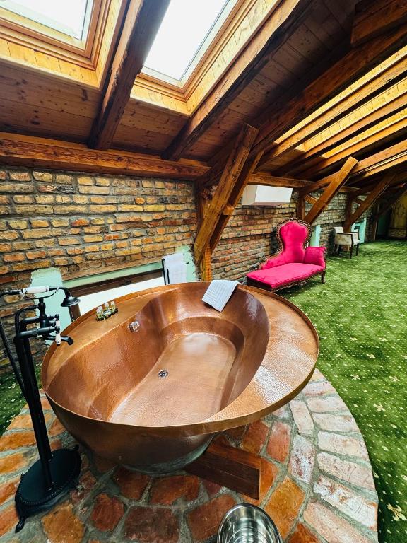 JMR Splendor - Private Sauna & Bathtub Suites - Resim 33