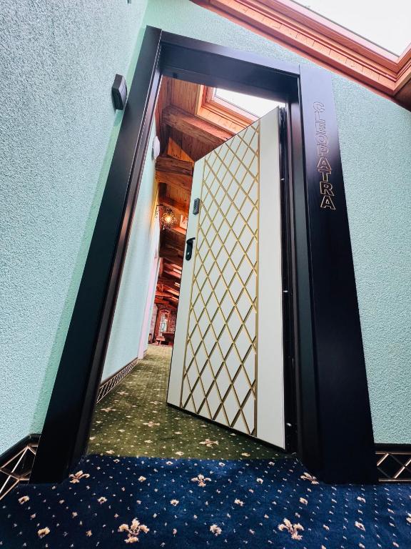 JMR Splendor - Private Sauna & Bathtub Suites - Resim 31