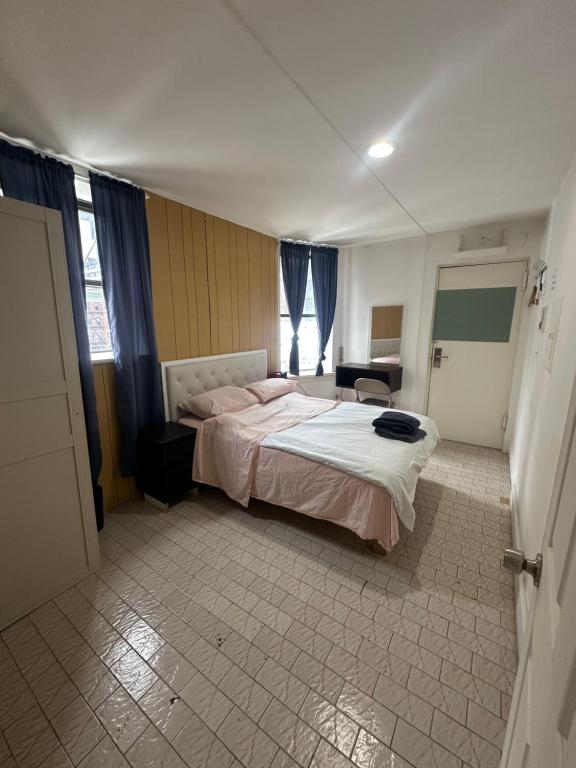 Postel nebo postele na pokoji v ubytování AL Shami 408