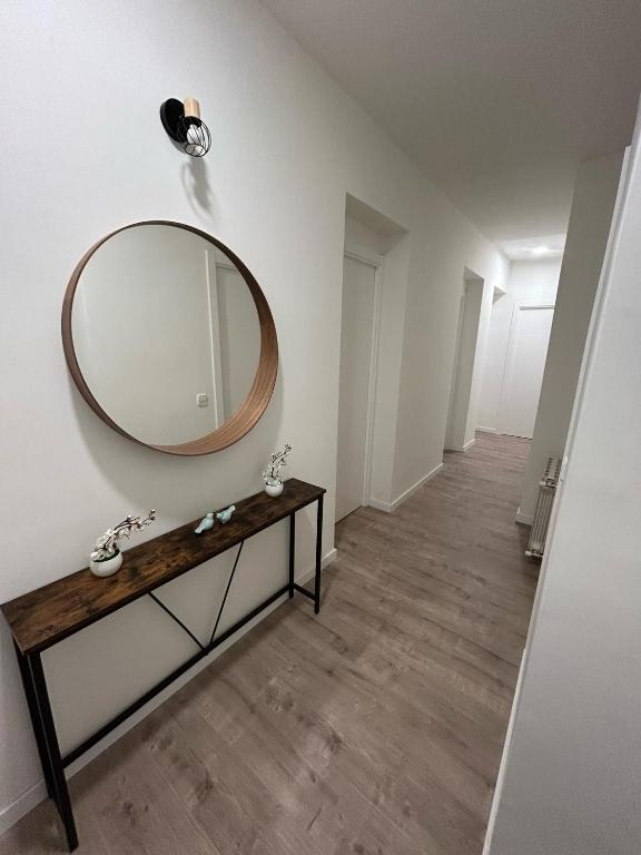 Habitaciones en Embajadores - Resim 14