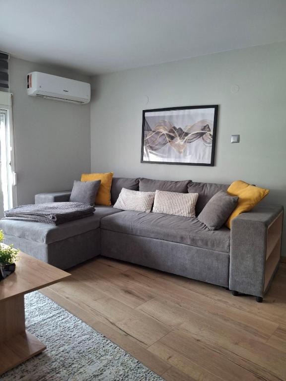 V&M maisonette