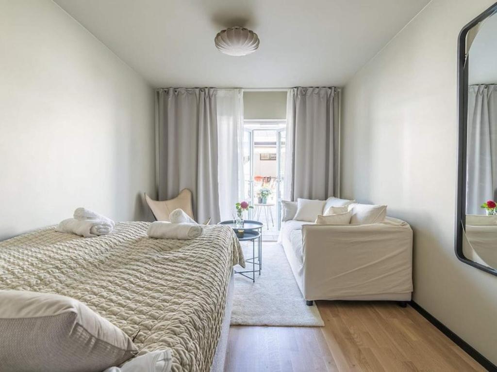 Postel nebo postele na pokoji v ubytování 4 person Studio in Sölvesborg