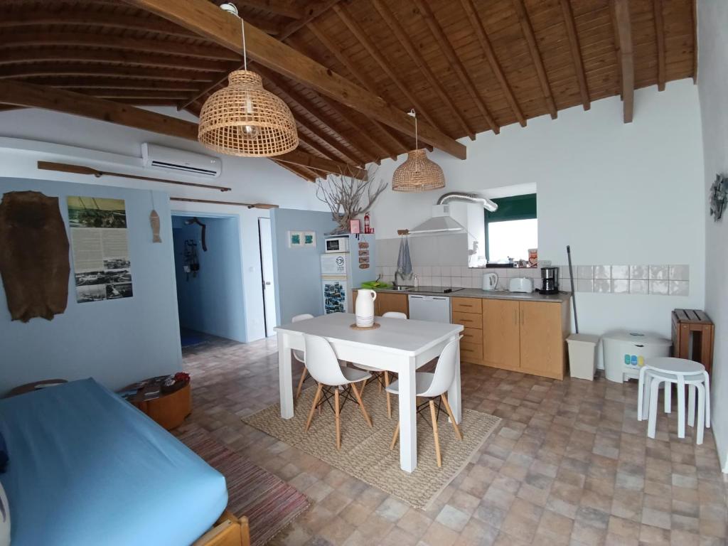 Kuchyň nebo kuchyňský kout v ubytování Casa do Cais
