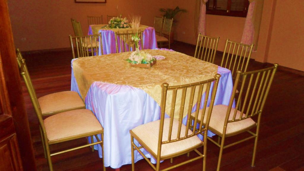 Fotografie z fotogalerie ubytování Hotel Coronel v destinaci Cuenca