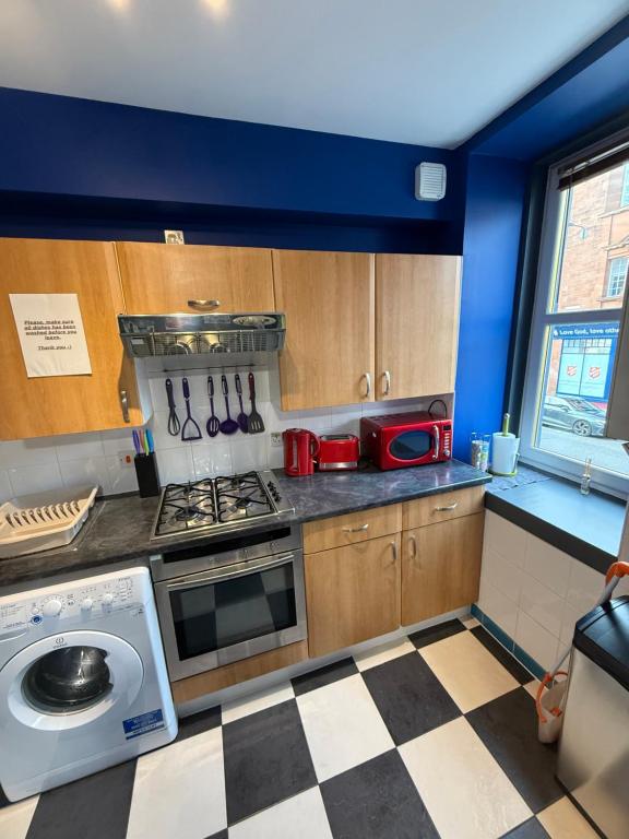 City Centre Modern 2 bedroom apartment 7