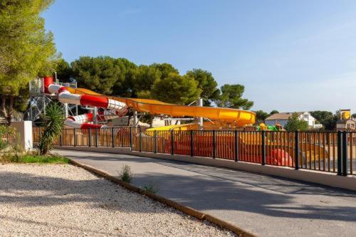 Fotografie z fotogalerie ubytování Mobil home tout confort côte bleue v destinaci Carry-le-Rouet