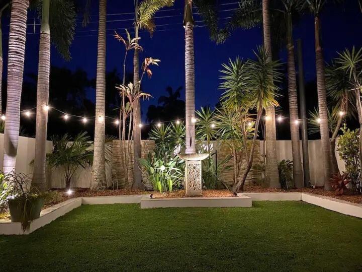 Zahrada ubytování Luxurious, Tropical Haven, Mooloolaba- Moonda5