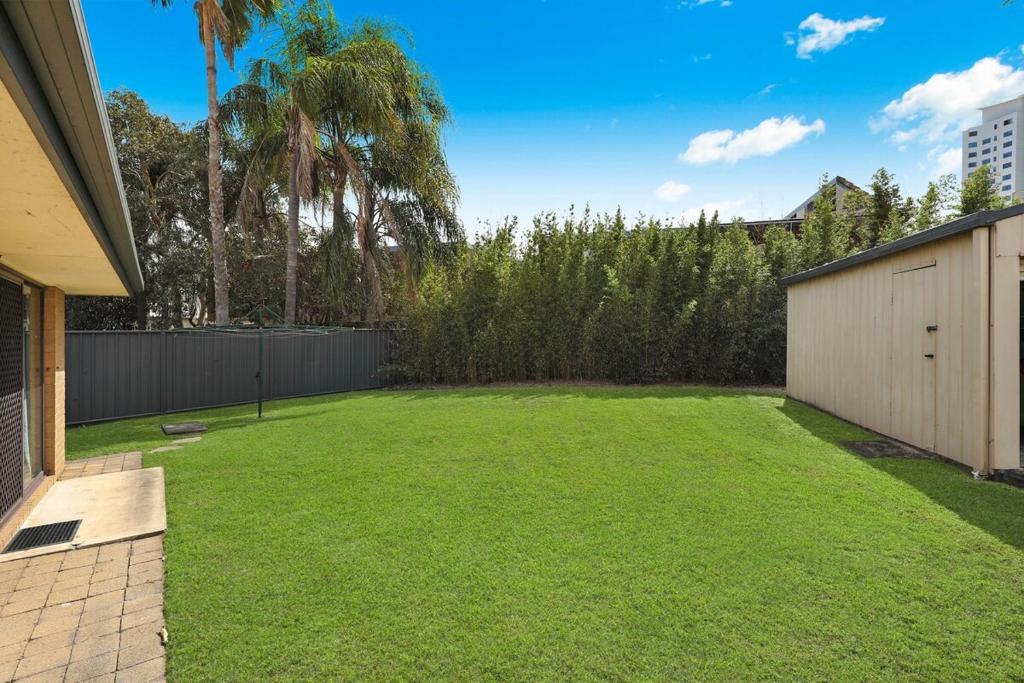 Zahrada ubytování NAROO7- PRIME, CENTRE OF MOOLOOLABA LOCATION