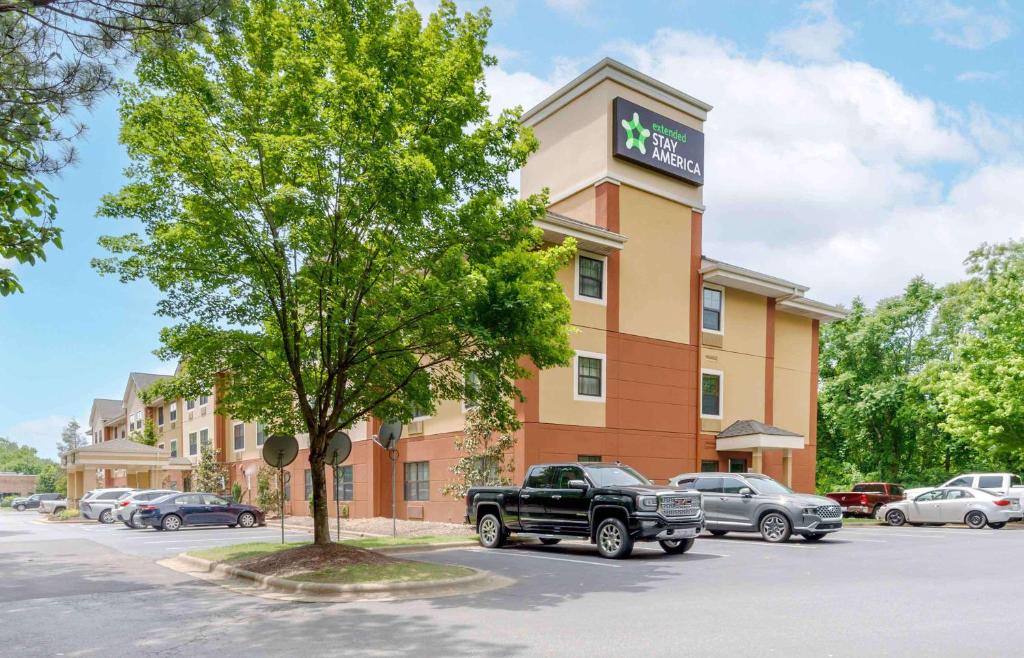 Extended Stay America Suites - Asheville - Tunnel Rd photo