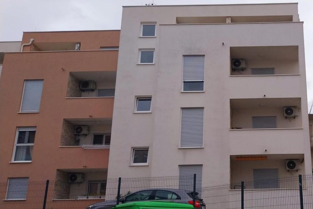 Apartments with parking space Podstrana, Split - 24063