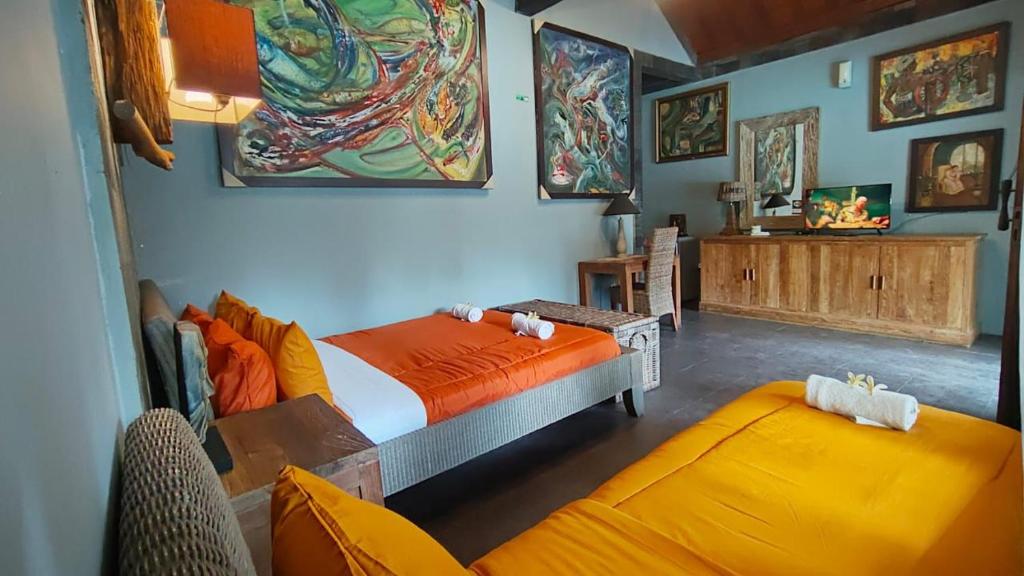 Astuti Gallery Homestay - 