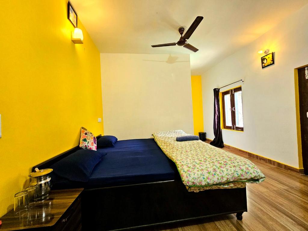 Postel nebo postele na pokoji v ubytování Dadi Homestay 360 Mountain View