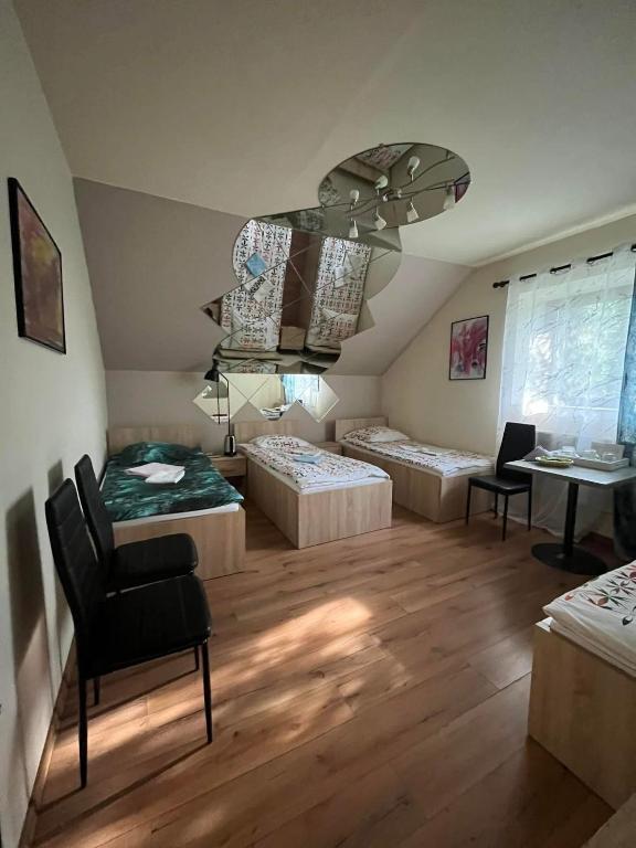 Zajazd Lesny Zakatek dawniej Zajazd Don Kichot - Resim 1