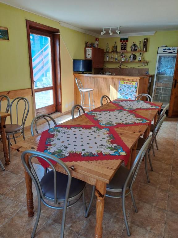 Fotografie z fotogalerie ubytování Guest House Lorian v destinaci Madzhare