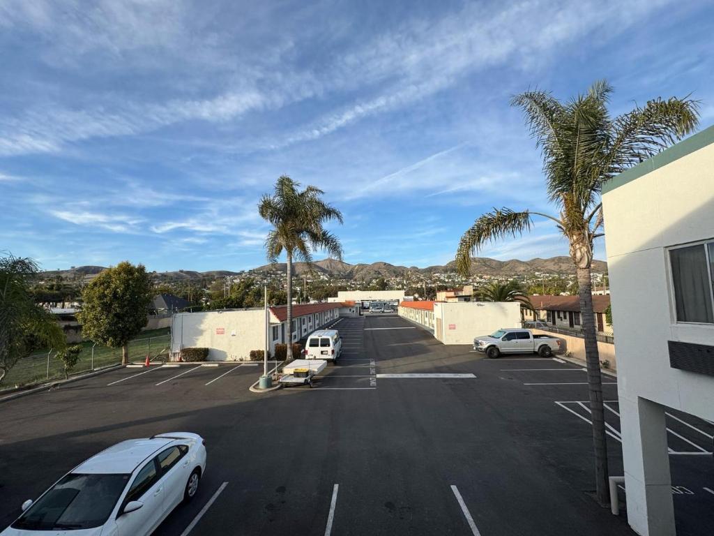 Imagem da galeria de Rodeway Inn em Ventura