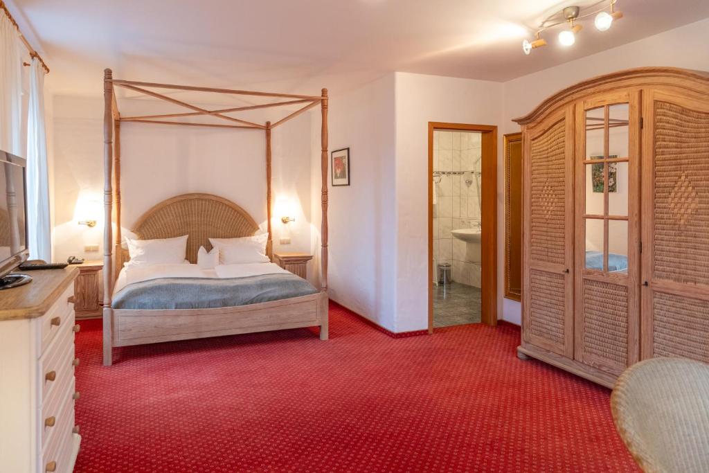 Postel nebo postele na pokoji v ubytování Hotel Antoniushütte