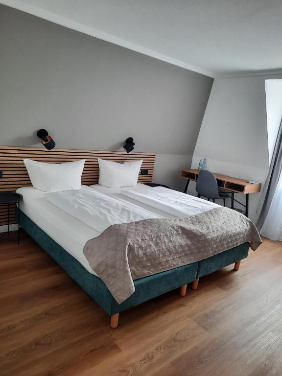 Hotel Freihof am Roland - Chambre Double Standard
