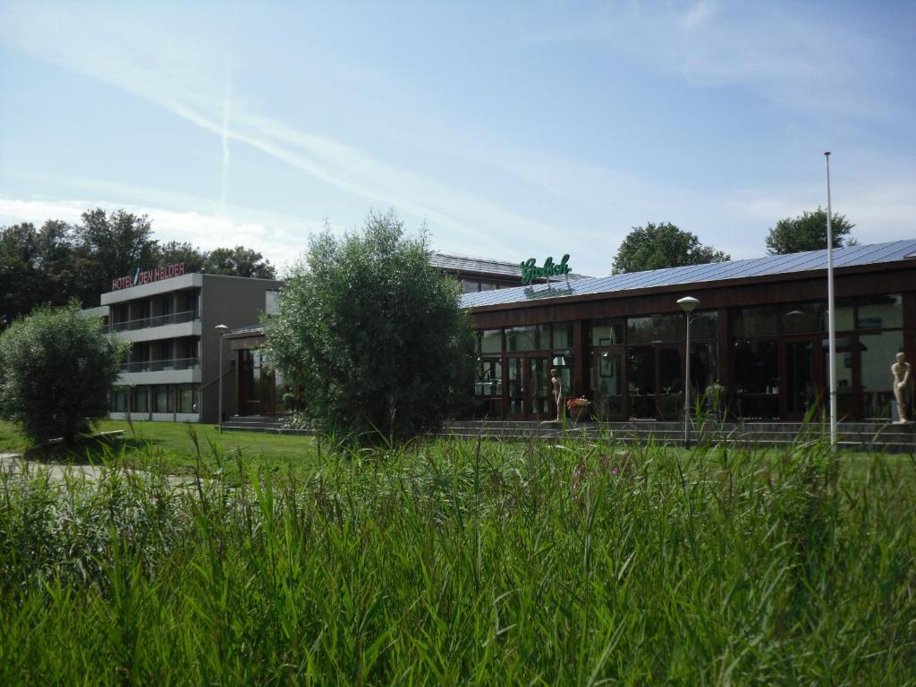 Hotel Den Helderにある庭