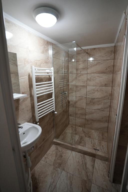A bathroom at Center Hostel and Guest House